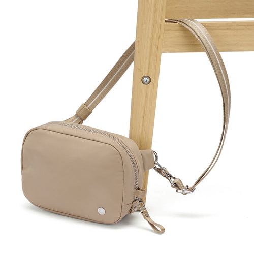Pacsafe® W Anti-Theft Micro Sling
