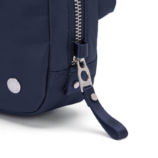 Pacsafe® W Anti-Theft Micro Sling
