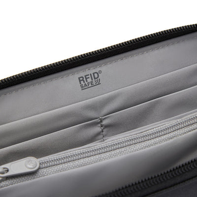 Pacsafe® RFIDsafe™ RFID blocking continental wallet